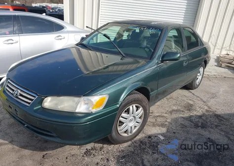 2001 Toyota Camry Le из США, поврежденный, VIN 4T1BG22K91U775952